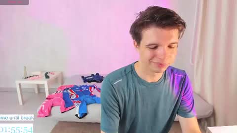elliot_winki online show from 12, 7, 2026