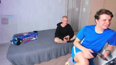 elliot_winki online show from 21, 7, 2026