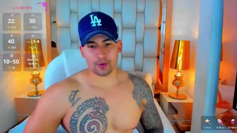 Snapshot of elliott_veelez chatting on 2, 2, 2026 E L L I O T V E L E Z online show from 2, 2, 2026