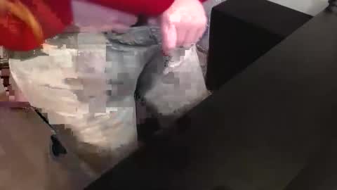 Elly online show from 2, 12, 2025