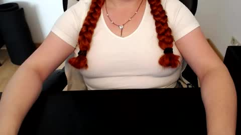 Elly online show from 5, 7, 2026