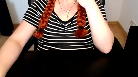 Elly online show from 22, 7, 2026