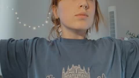 Elly online show from 18, 7, 2026