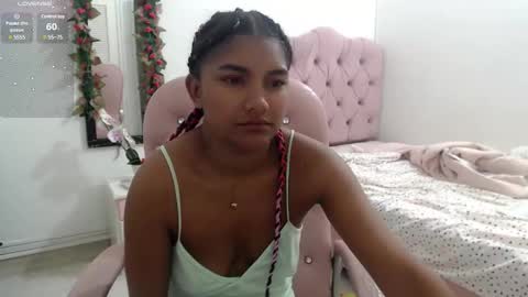 Snapshot of elly_willis chatting on 19, 12, 2024 Elly online show from 19, 12, 2024