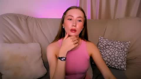  Elly  online show from 14, 4, 2026