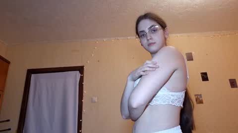 Kate online show from 23, 4, 2026