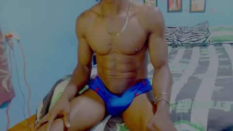 elmiltonnjakee online show from 10, 2, 2026