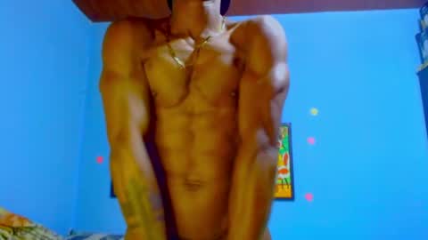 elmiltonnjakee online show from 13, 4, 2026