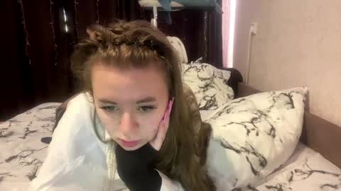 eloiscolins online show from 25, 5, 2026