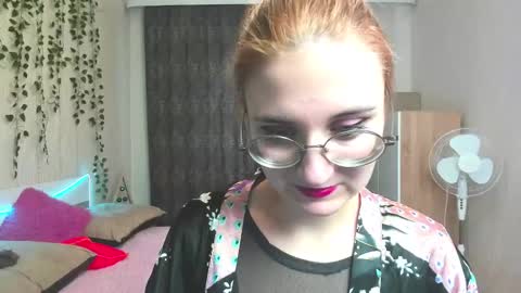 Snapshot of elsa_hot_here chatting on 13, 12, 2024 Elsa online show from 13, 12, 2024