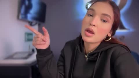  ELSA  online show from 30, 9, 2025