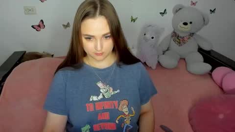 Snapshot of elsamails chatting on 2, 12, 2025 Elsa online show from 2, 12, 2025