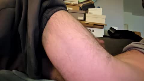 eltonyoo online show from 21, 4, 2026