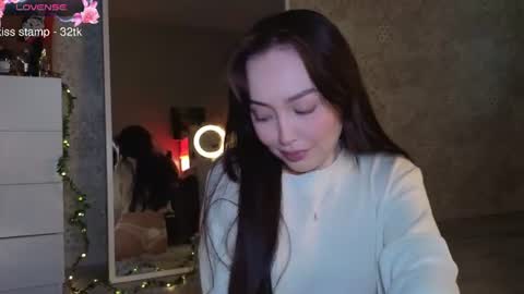 Snapshot of elusive_mia chatting on 19, 6, 2026 Mia 3 online show from 19, 6, 2026