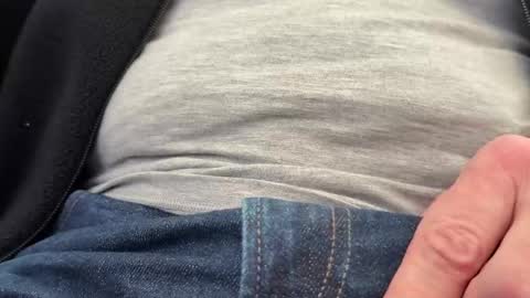 Snapshot of elvis_is_king chatting on 14, 12, 2025 Elvis online show from 14, 12, 2025