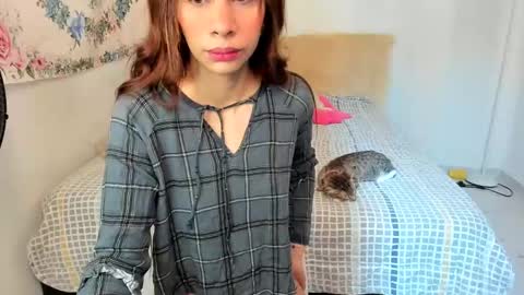 Elizabeth online show from 20, 2, 2025