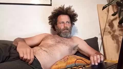 Snapshot of elyjahoye chatting on 25, 3, 2026 elyjahoye online show from 25, 3, 2026