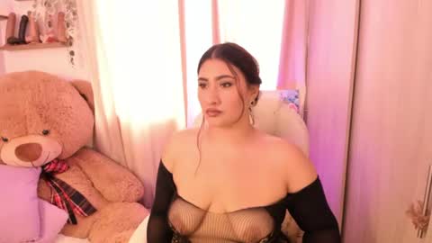 Snapshot of elyross_ chatting on 19, 7, 2026 Ross online show from 19, 7, 2026
