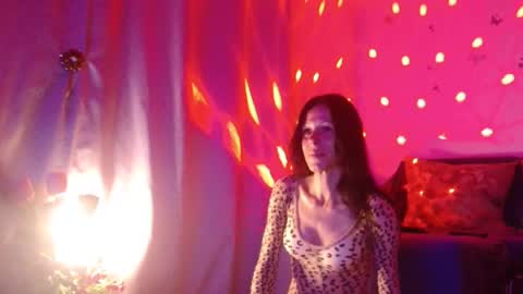 Elisa online show from 29, 9, 2025