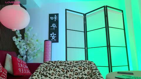 Elysia online show from 17, 3, 2026