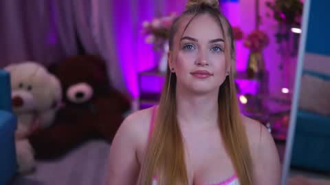 Elyssa online show from 14, 4, 2026