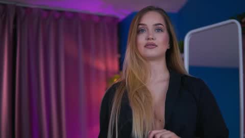 Elyssa online show from 19, 4, 2026