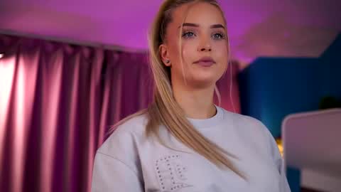 Elyssa online show from 7, 6, 2026