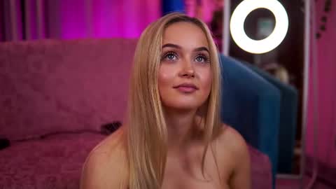 Elyssa online show from 11, 6, 2026