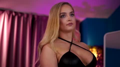 Elyssa online show from 14, 6, 2026