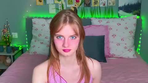 Snapshot of elza_hofffman chatting on 19, 7, 2026 Chloyka online show from 19, 7, 2026