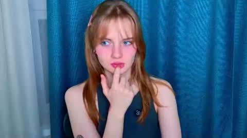 Snapshot of elza_hofffman chatting on 28, 7, 2026 Chloyka online show from 28, 7, 2026