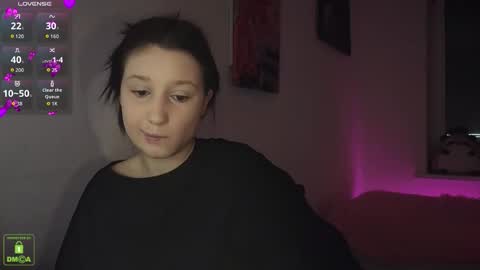 Em1l1a online show from 11, 10, 2025