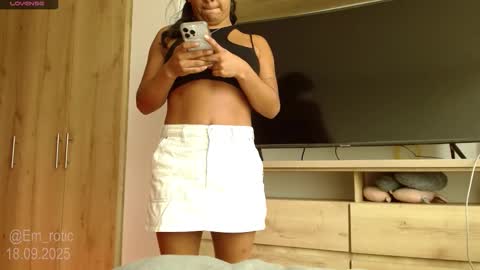 Emilia  online show from 18, 9, 2025