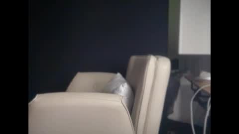 Ema Love online show from 3, 12, 2025