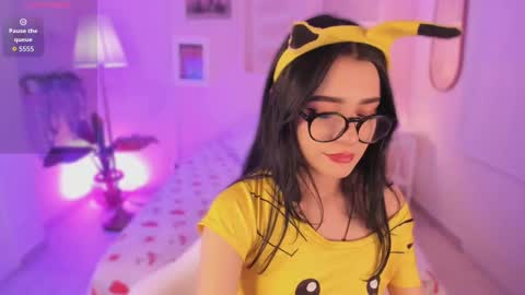 Snapshot of ema_soul chatting on 25, 9, 2025 emma soul online show from 25, 9, 2025