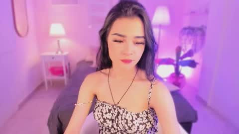 Snapshot of ema_soul chatting on 24, 10, 2025 emma soul online show from 24, 10, 2025