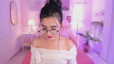 Snapshot of ema_soul chatting on 18, 11, 2025 emma soul online show from 18, 11, 2025