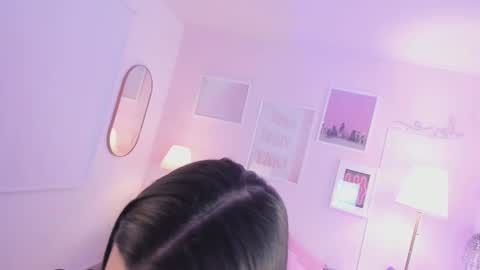 Snapshot of ema_soul chatting on 17, 12, 2025 emma soul online show from 17, 12, 2025