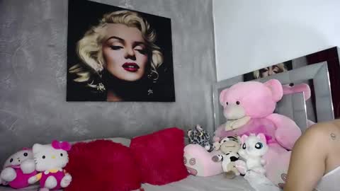 Snapshot of emafox_777 chatting on 11, 10, 2025 EmaFox online show from 11, 10, 2025