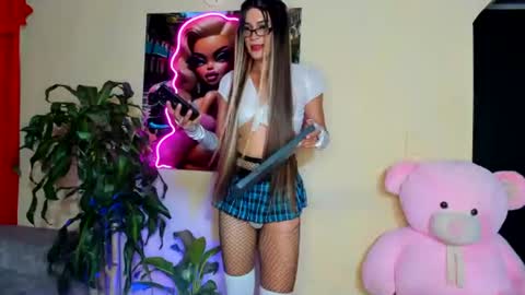 Snapshot of emafox_777 chatting on 18, 7, 2026 EmaFox online show from 18, 7, 2026