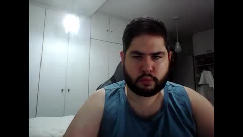 embarrassed_str8_3incher online show from 25, 3, 2026