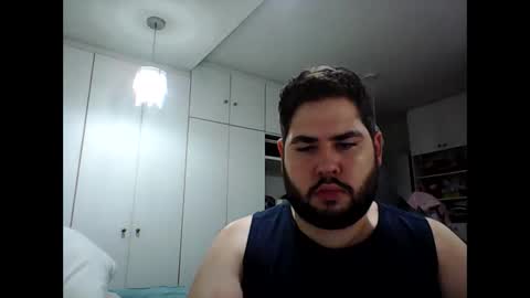 embarrassed_str8_3incher online show from 27, 4, 2026