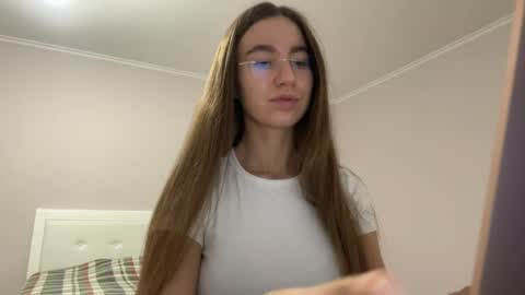 Alina online show from 4, 6, 2026
