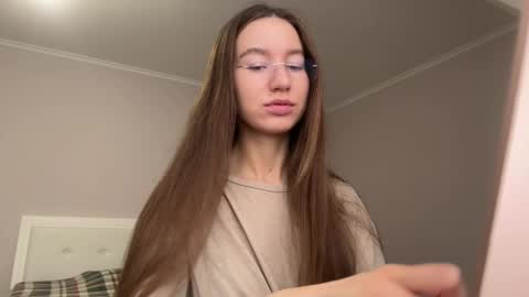 Alina online show from 8, 6, 2026