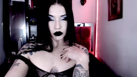 Emerald Black online show from 27, 4, 2026