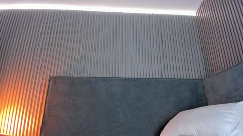 emelie_89 online show from 12, 11, 2025