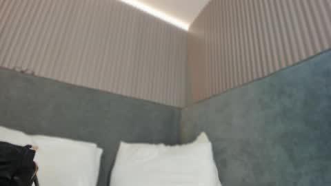 emelie_89 online show from 21, 12, 2025