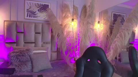 Emily  online show from 18, 1, 2025