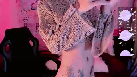 Emely Rous online show from 5, 12, 2025