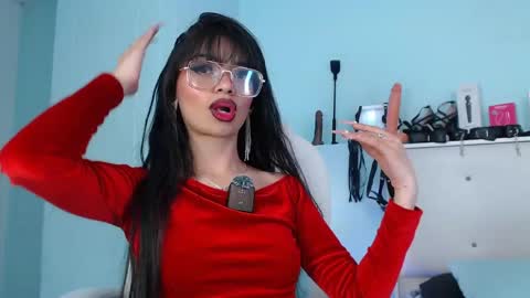 Snapshot of emerald_gh chatting on 6, 6, 2026 Danna online show from 6, 6, 2026